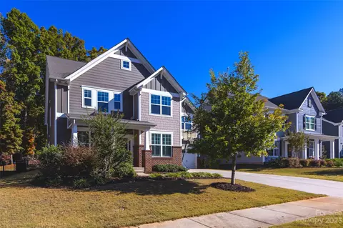 129 Elk Shoal Ln, Mooresville, NC 28117
