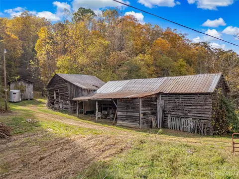 693 Sharp Hollow Rd, Marshall, NC 28753 photo 31
