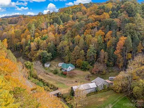 693 Sharp Hollow Rd, Marshall, NC 28753 photo 22