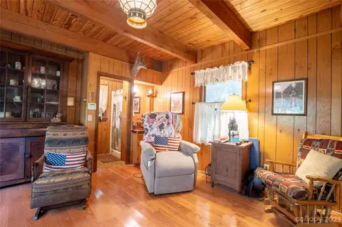 79 Bear Wallow Dr, Spruce Pine, NC 28777 photo 10
