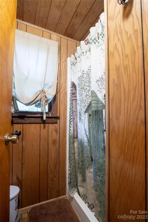 79 Bear Wallow Dr, Spruce Pine, NC 28777 photo 14