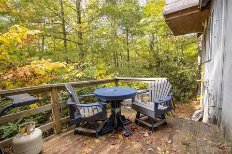 79 Bear Wallow Dr, Spruce Pine, NC 28777 photo 8