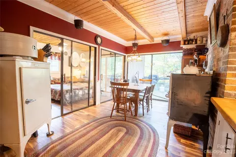79 Bear Wallow Dr, Spruce Pine, NC 28777 photo 15