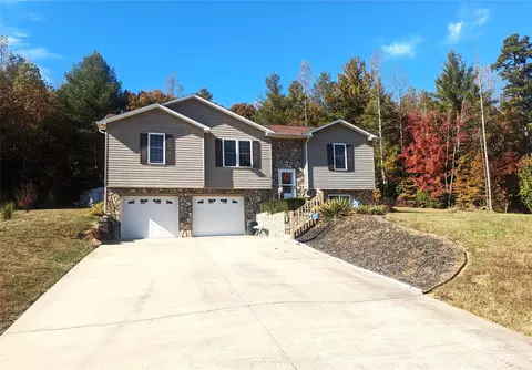 3614 Deerbrook Rd, Lenoir, NC 28645