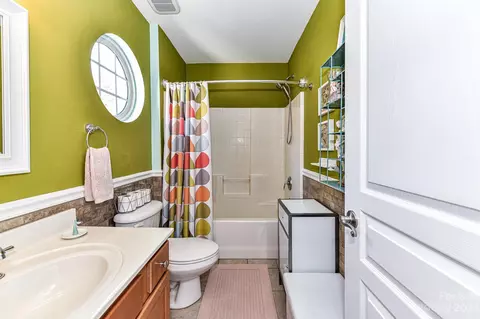 15435 Crossing Gate Dr, Cornelius, NC 28031 photo 21