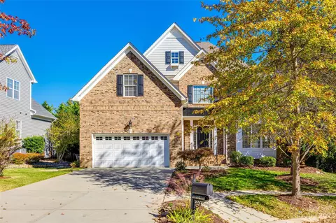 7907 Fawnwood Ln, Tega Cay, SC 29708