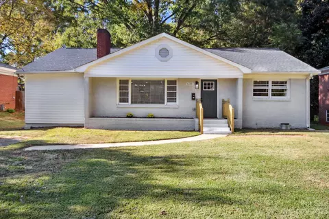 633 Mayview Dr, Charlotte, NC 28205