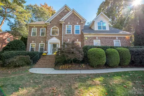 4100 Nicole Eileen Ln, Charlotte, NC 28216