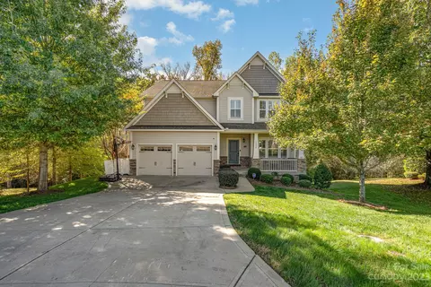 1332 Hahn Ct, Fort Mill, SC 29715