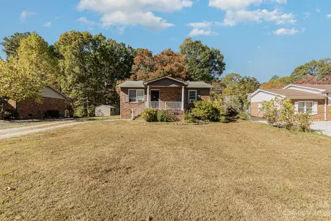 411 Town St, Landis, NC 28088
