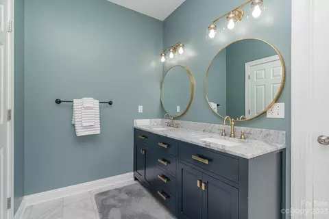 4061 Kiser Cove Ln, Terrell, NC 28682 photo 9
