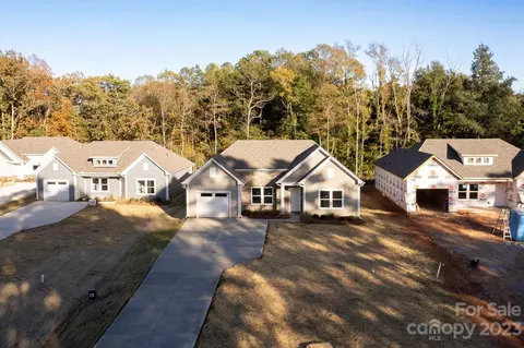 2117 Tom Sadler Rd, Charlotte, NC 28214