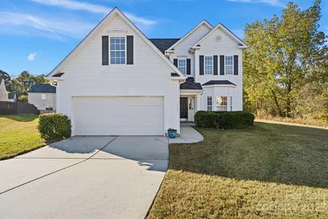 10506 Barvas St, Charlotte, NC 28262