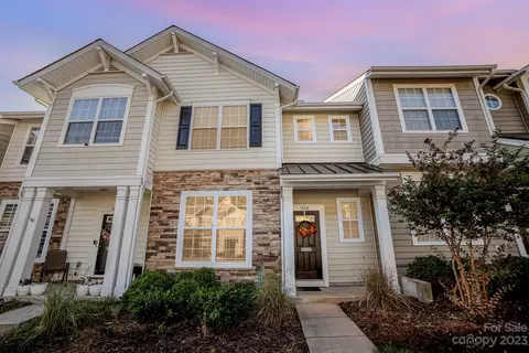 924 Copperstone Ln, Fort Mill, SC 29708