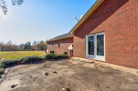 203 Lewis Rd, Lawndale, NC 28090 photo 37