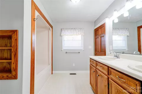203 Lewis Rd, Lawndale, NC 28090 photo 28