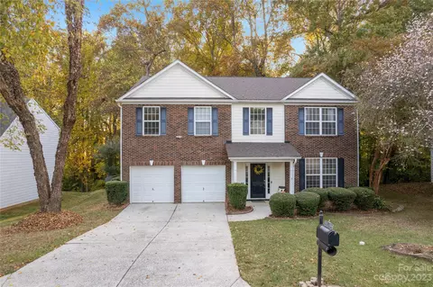 11113 Chastain Parc Dr, Charlotte, NC 28216