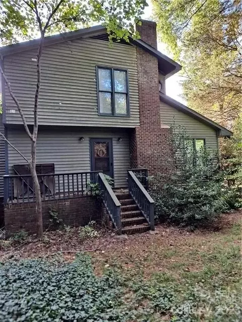 111 Cambridge Rd, Huntersville, NC 28078