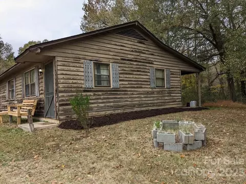 1965 Cabin Ln, Stanley, NC 28164 photo 2