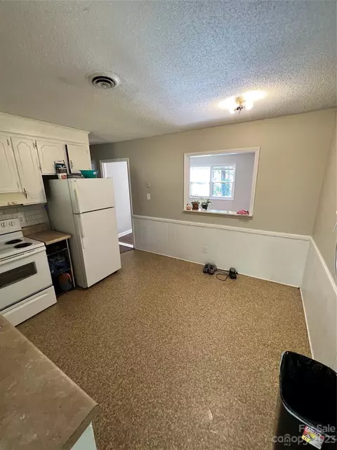 1965 Cabin Ln, Stanley, NC 28164 photo 11