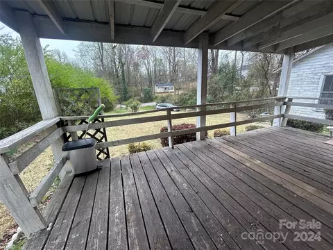 Exterior - 413 E 22nd St, Kannapolis, NC 28083 photo 2 of 7