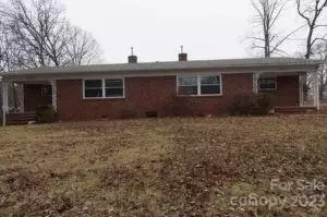 5 Th Ave, Hickory, NC 28602