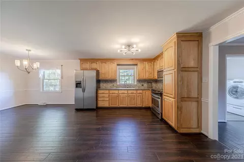 962 Community Ln, Lancaster, SC 29720 photo 2
