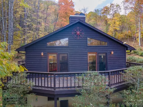 529 Grand Vista Dr, Sylva, NC 28779
