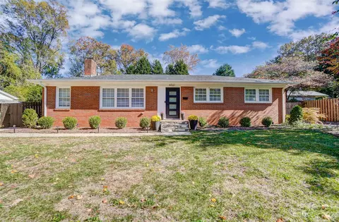 4061 Southgate Dr, Charlotte, NC 28205