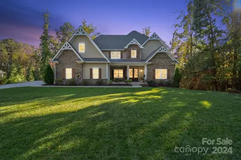 124 Bagby Rd, Mooresville, NC 28117