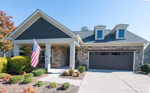 1708 Traditions Ct, Waxhaw, NC 28173