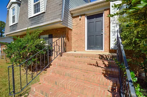 2425 O Hara Dr, Charlotte, NC 28273