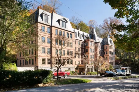 185 Macon B5 Ave #B5, Asheville, NC 28804