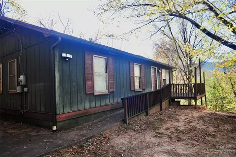 111 Kennedy St, Black Mountain, NC 28711