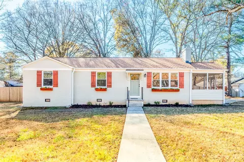324 Fieldstone Cir, Statesville, NC 28677
