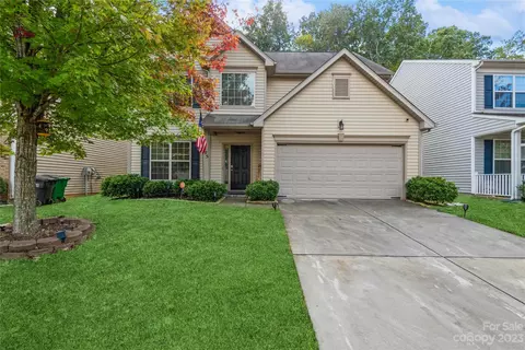 405 Rook Rd, Charlotte, NC 28216