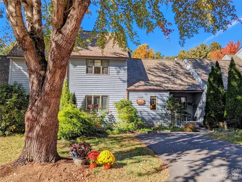 311 Robertson 1-h St #1-H, Burnsville, NC 28714