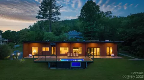 3 Turtledove Trl, Asheville, NC 28805