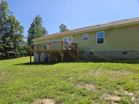 Exterior - 125 Diamond Loop, Rutherfordton, NC 28139 photo 4 of 7