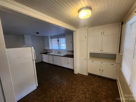 2239 Nc 10 E Hwy E, Conover, NC 28613 photo 5