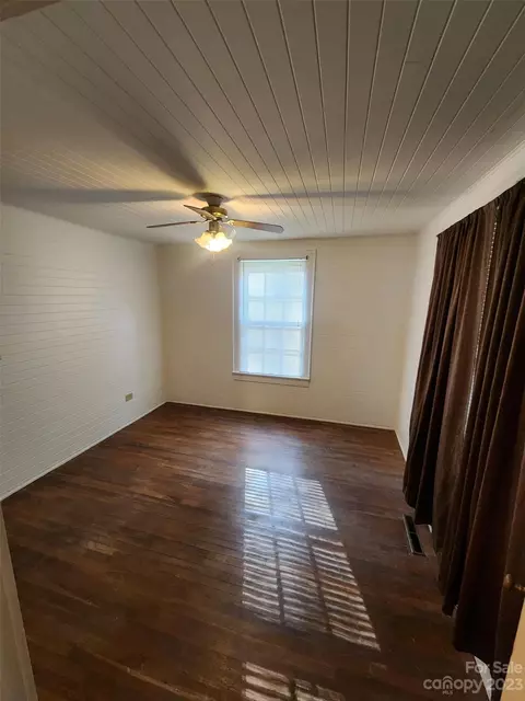 2239 Nc 10 E Hwy E, Conover, NC 28613 photo 16