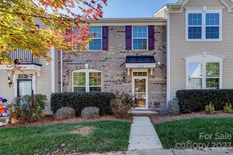 6560 Hasley Woods Dr, Huntersville, NC 28078