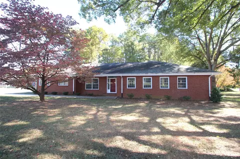 401 Neisler Dr, Kings Mountain, NC 28086