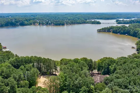 8004 Rocky View Ct, Belmont, NC 28012