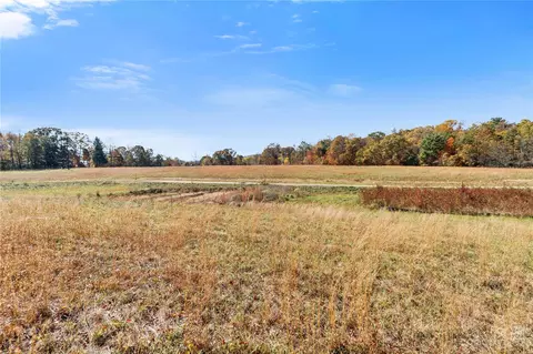 116 Scott Meadows Dr, Asheville, NC 28806