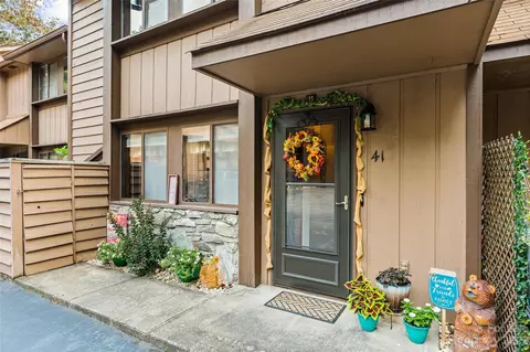 41 George 11 Cir #11, Maggie Valley, NC 28751