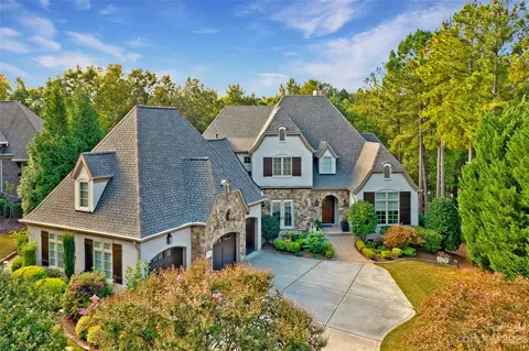 16856 Ashton Oaks Dr, Charlotte, NC 28278