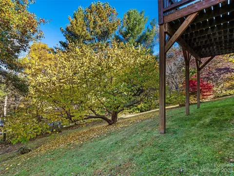 95 Leaf Ln, Clyde, NC 28721 photo 30