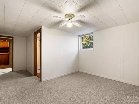 95 Leaf Ln, Clyde, NC 28721 photo 27