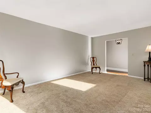 95 Leaf Ln, Clyde, NC 28721 photo 8